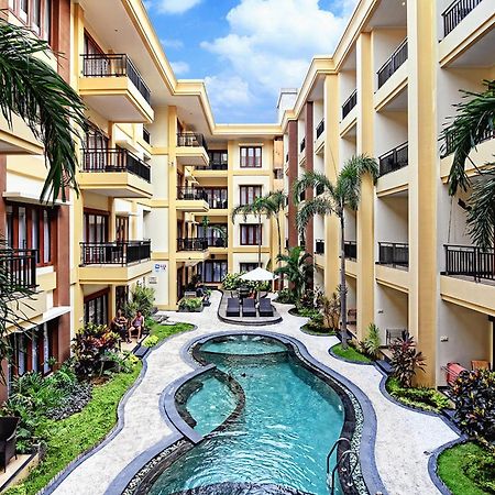 Kuta Town House Apartments Exterior photo